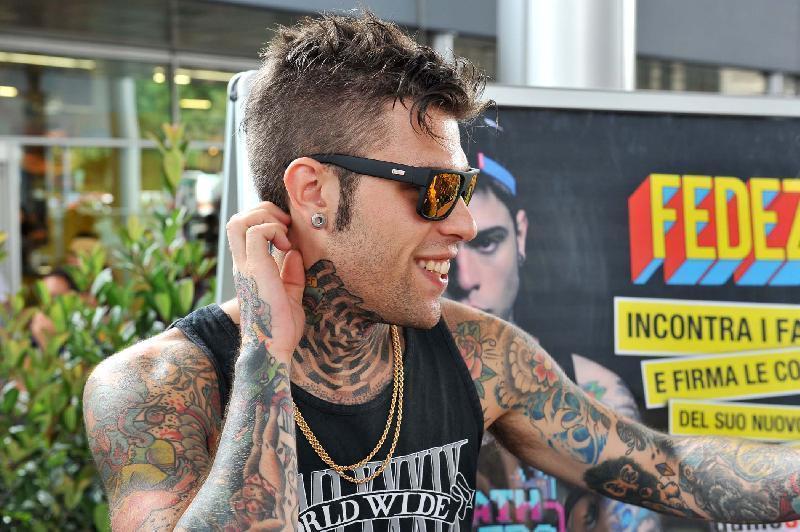 Fedez animalista: contro la pelliccia