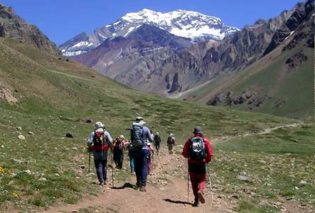 Cosa indossare per un'escursione estiva in montagna