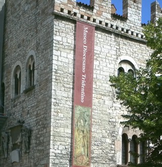 Torre Civica di Trento: il restauro la restituisce bellissima