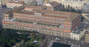 Il palazzo reale di Napoli e i suoi personaggi