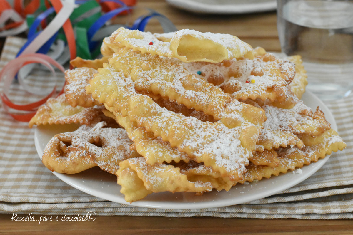 Chiacchiere di carnevale