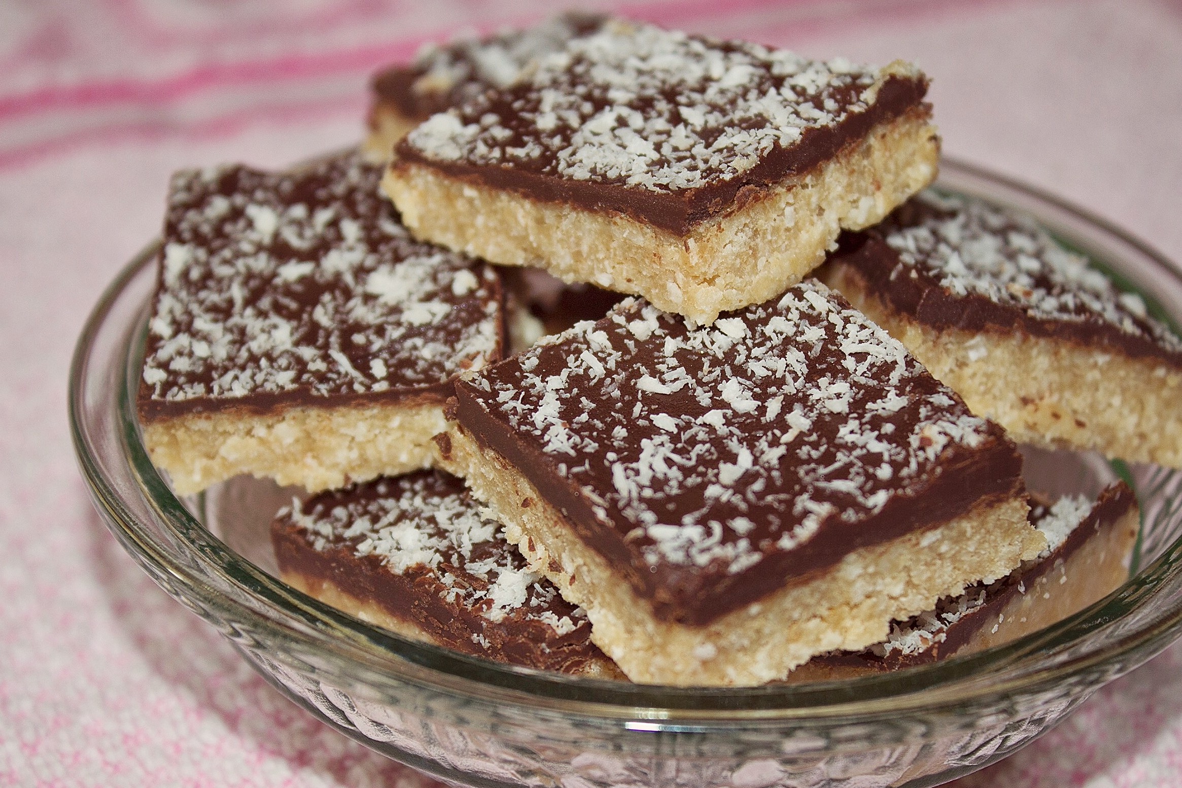 Biscotti al cocco e cioccolato