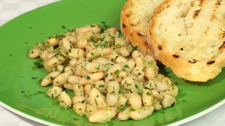 Fagioli bianchi alla lionese