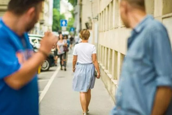 L’84% delle donne è vittima di catcalling: ecco le parole della violenza di genere da evitare