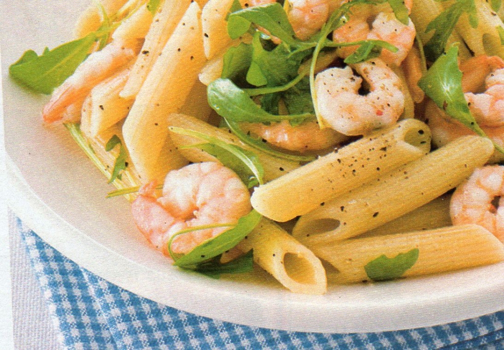 Insalata di penne con gamberetti