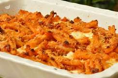 pasta con mozzarella e carne al forno