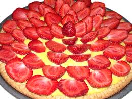 Crostata alla crema pasticcera e fragole