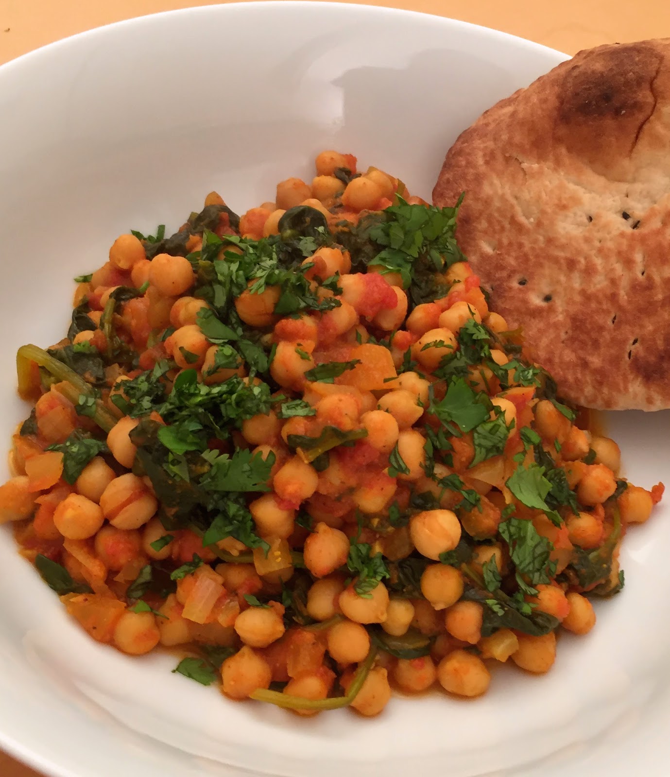 Patate dolci, ceci e spinaci al curry