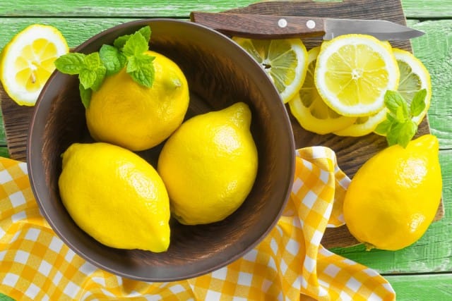 Come conservare i limoni freschi