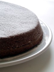 Torta di cioccolato e nocciole